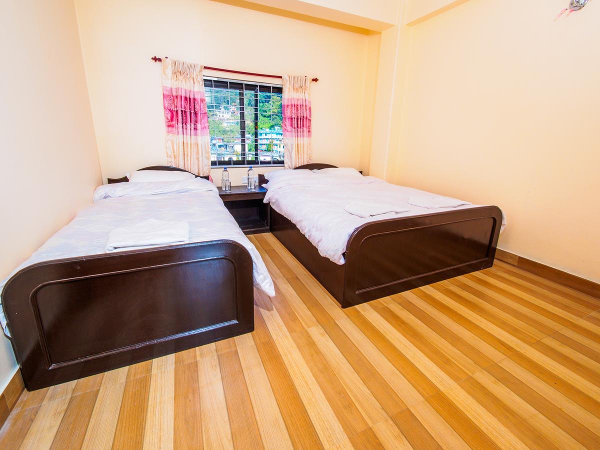 פוקהרה Hotel Sunflower מראה חיצוני תמונה
