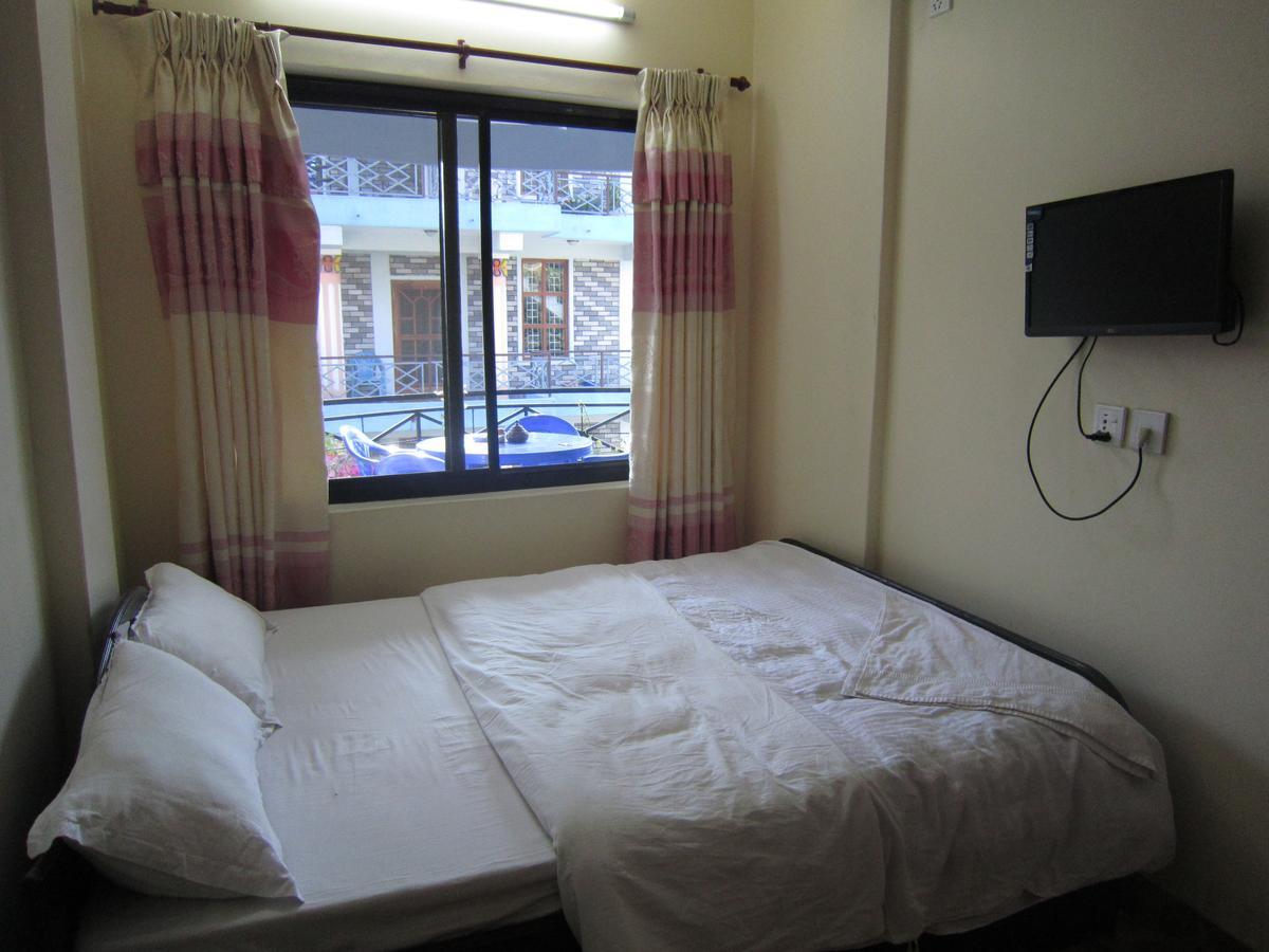 פוקהרה Hotel Sunflower מראה חיצוני תמונה