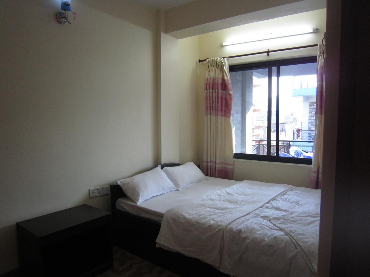 פוקהרה Hotel Sunflower מראה חיצוני תמונה
