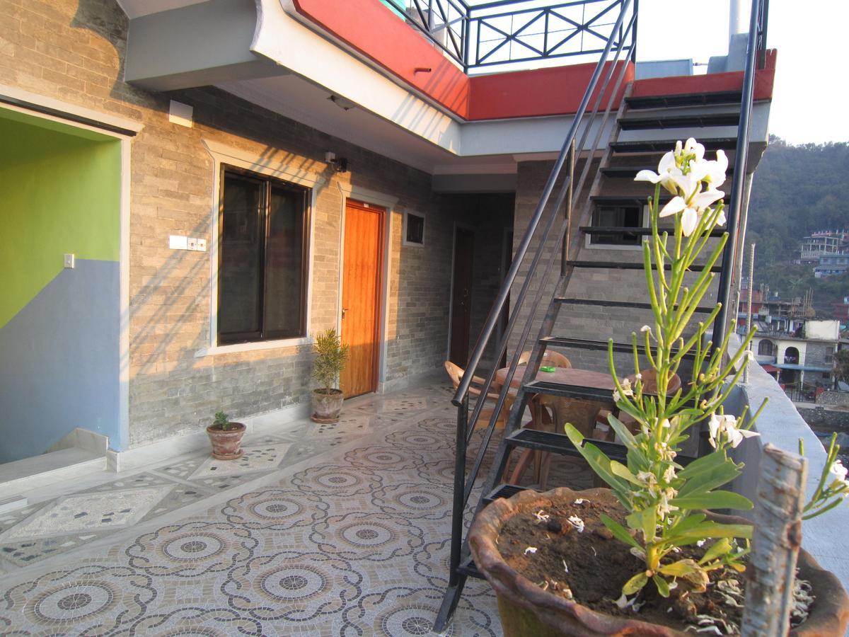 פוקהרה Hotel Sunflower מראה חיצוני תמונה
